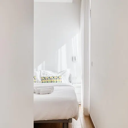 Domusmi Isola 303